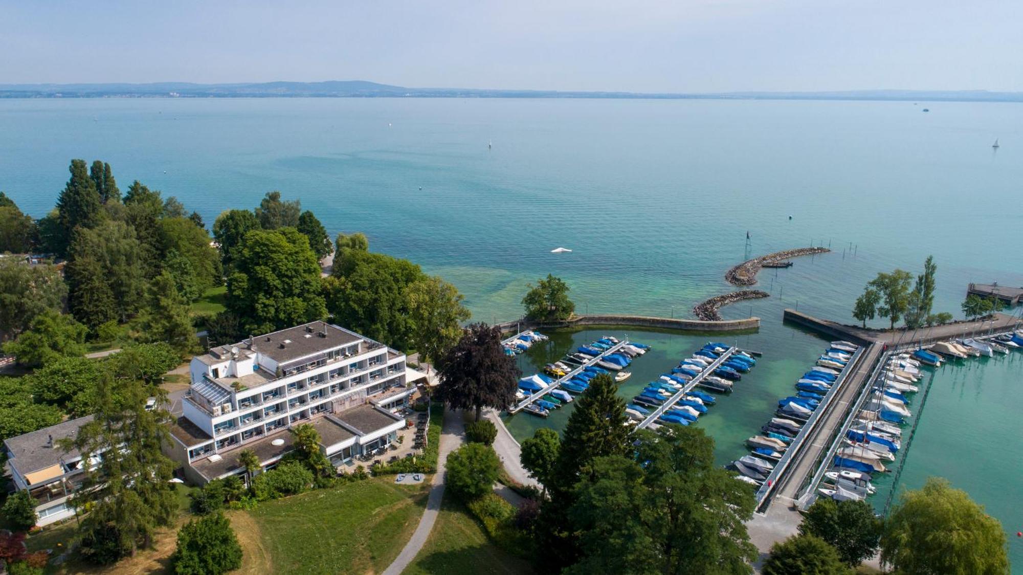 Park - Hotel Inseli Romanshorn Exterior photo