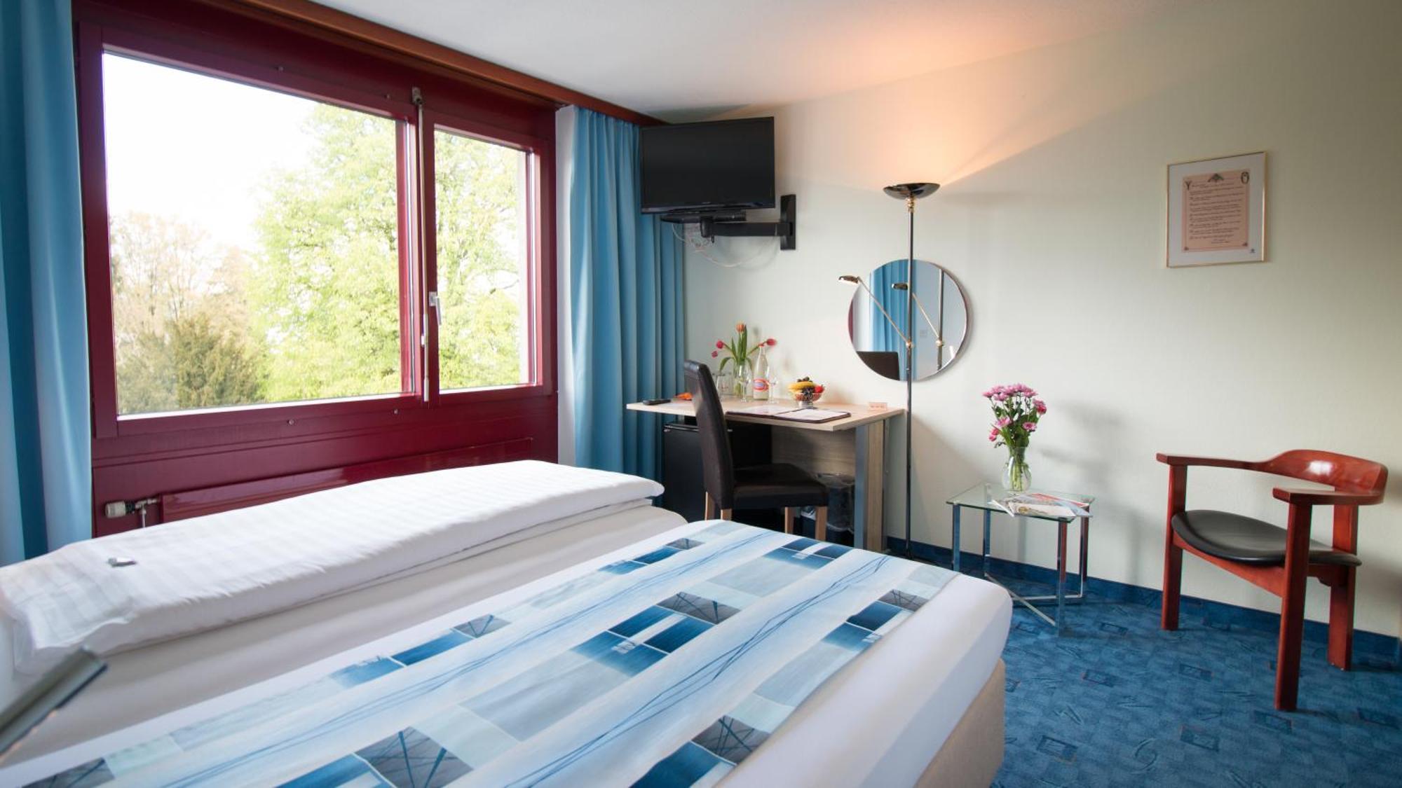 Park - Hotel Inseli Romanshorn Room photo